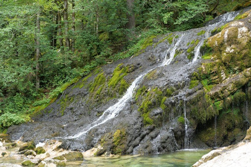 cascade du Pissieu 2.JPG