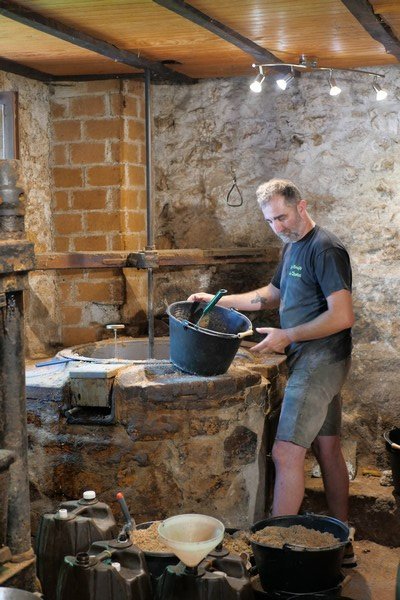 moulin à huile de noix 2.JPG