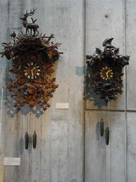 29 bien sur les fameux coucou suisse.jpg