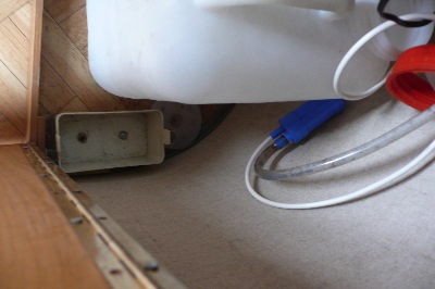 boitier du dessous, fixe.jpg