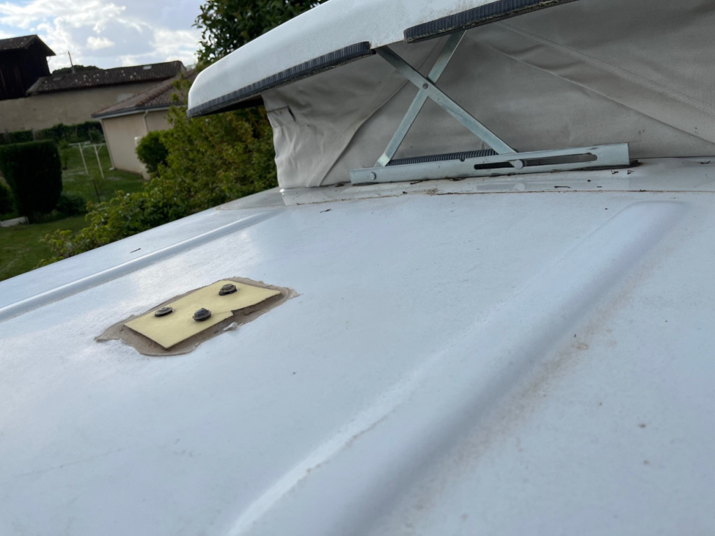 IMG_2573.jpeg (276.61 Kio) Vu 10149 fois Toit antenne
