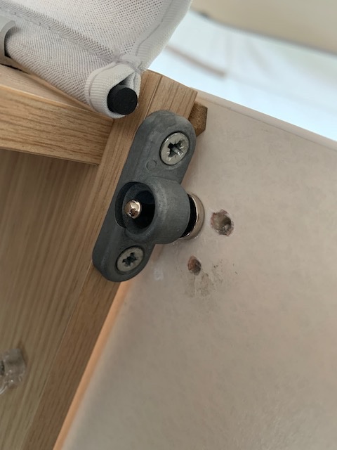 Système avec piton magnétique