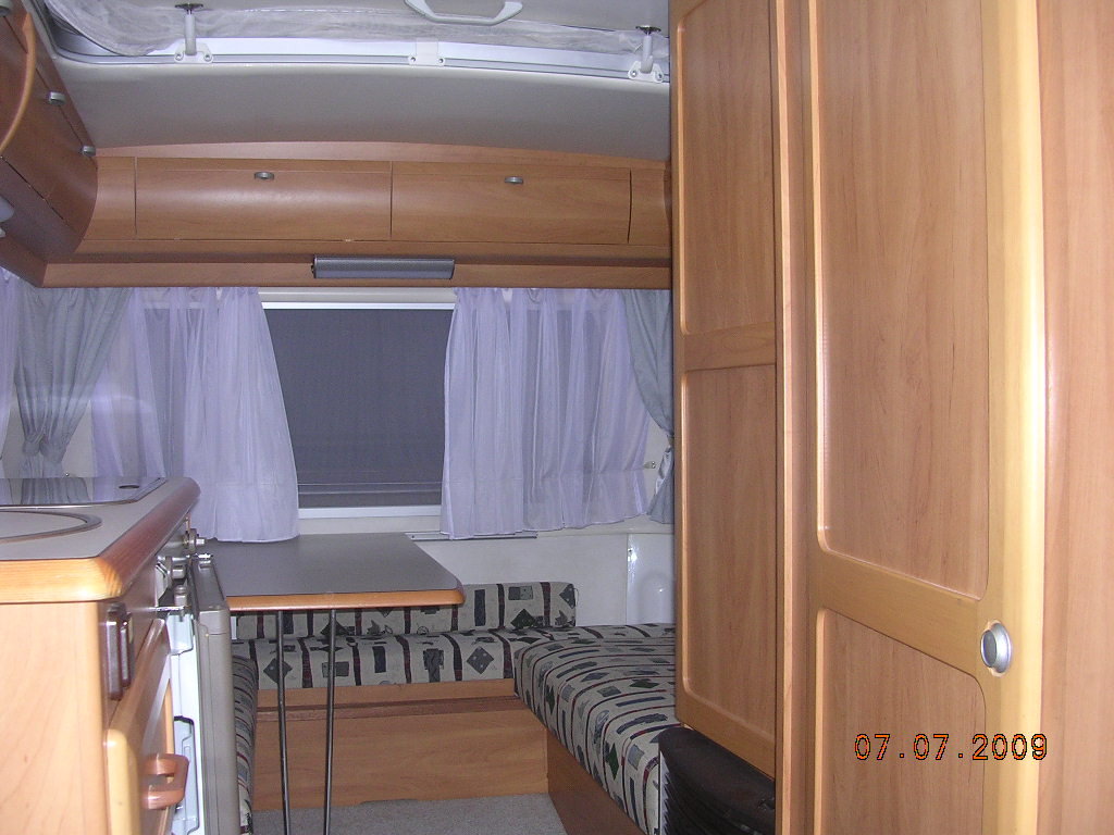 petite photo de l'interieur (arrière)