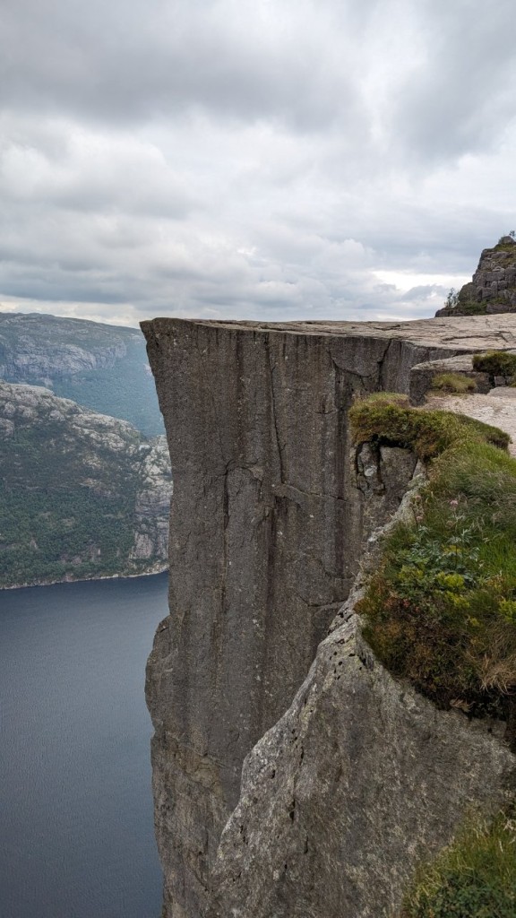 Preikestolen.jpg