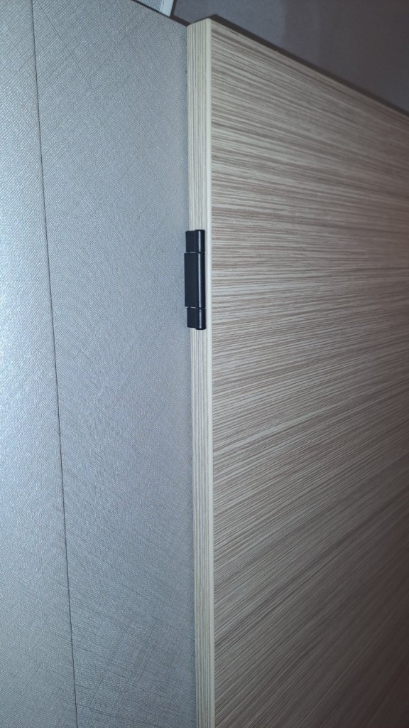 porte des toilettes