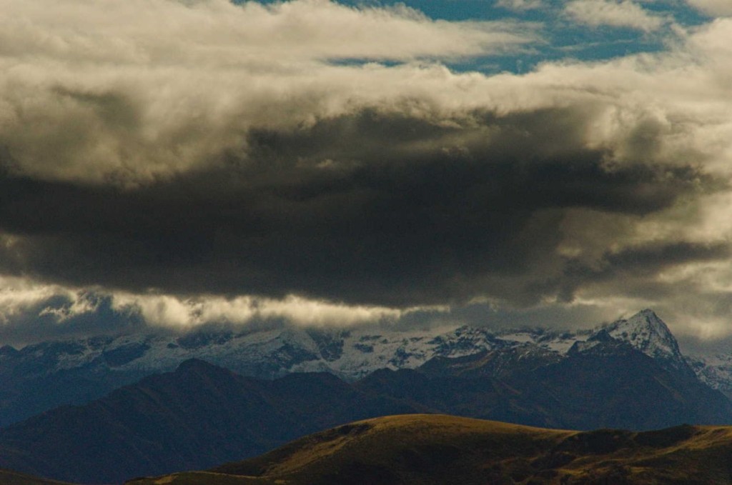 La chaine des 3000m du Luchonais sous l'effet de foehn