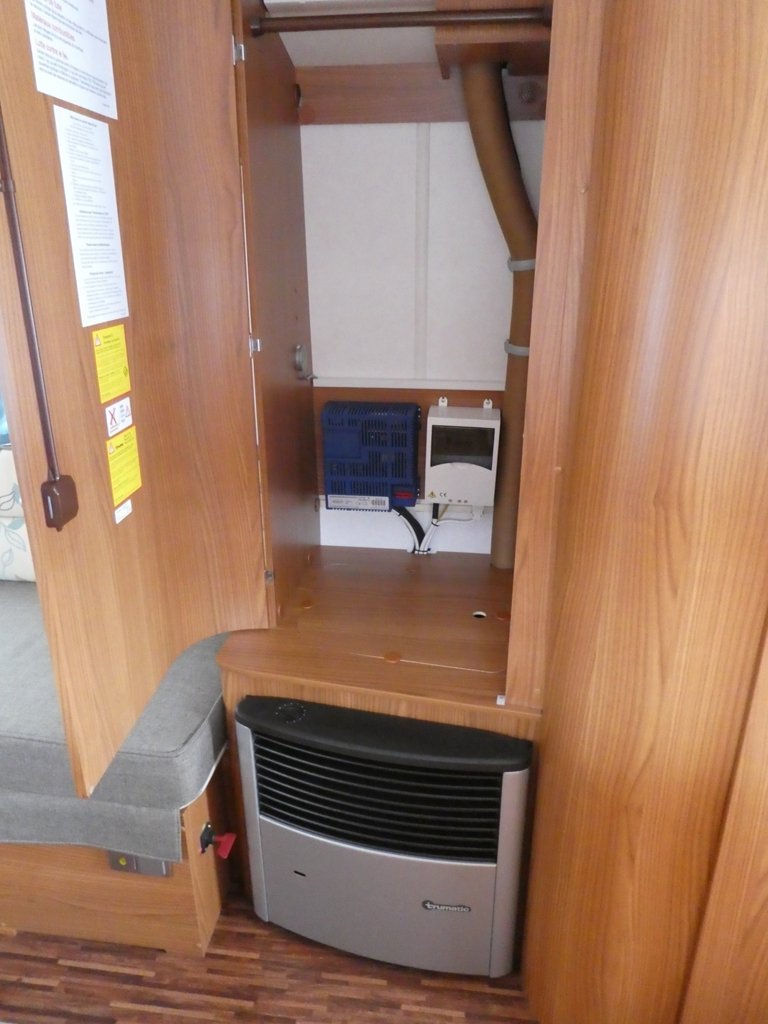 09.JPG