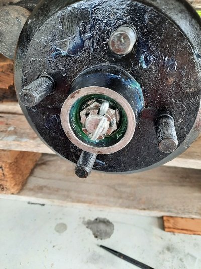 E1.jpg