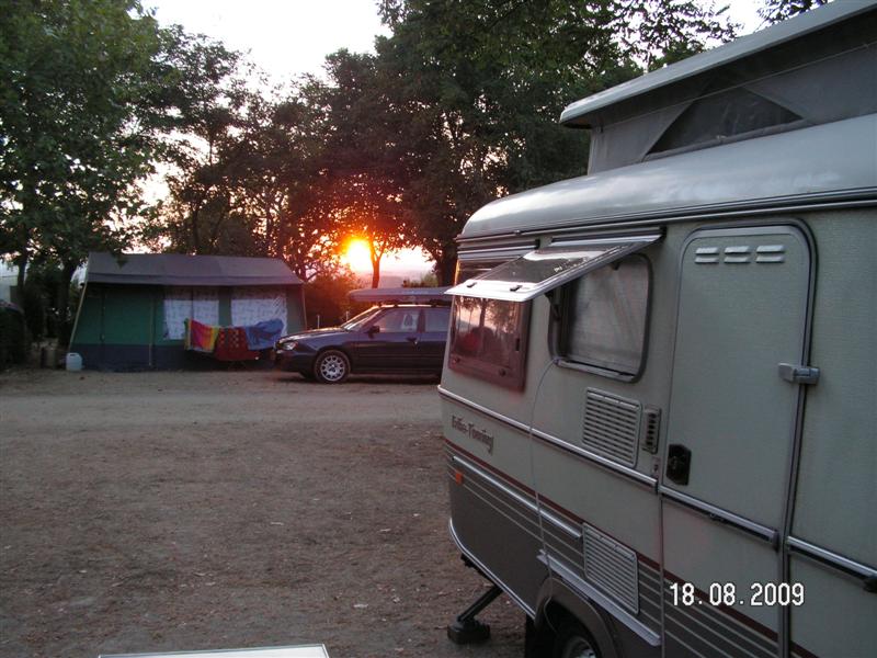 PICT0104 (Medium).JPG