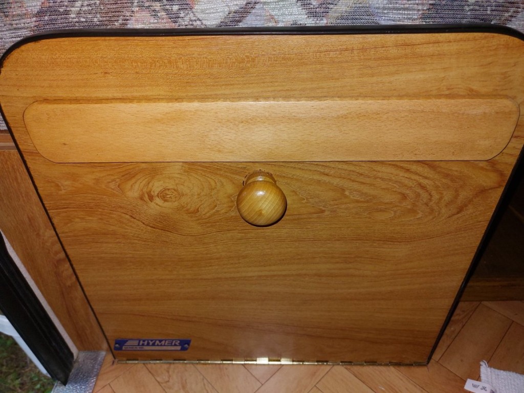 Bouton de meuble vis D/8