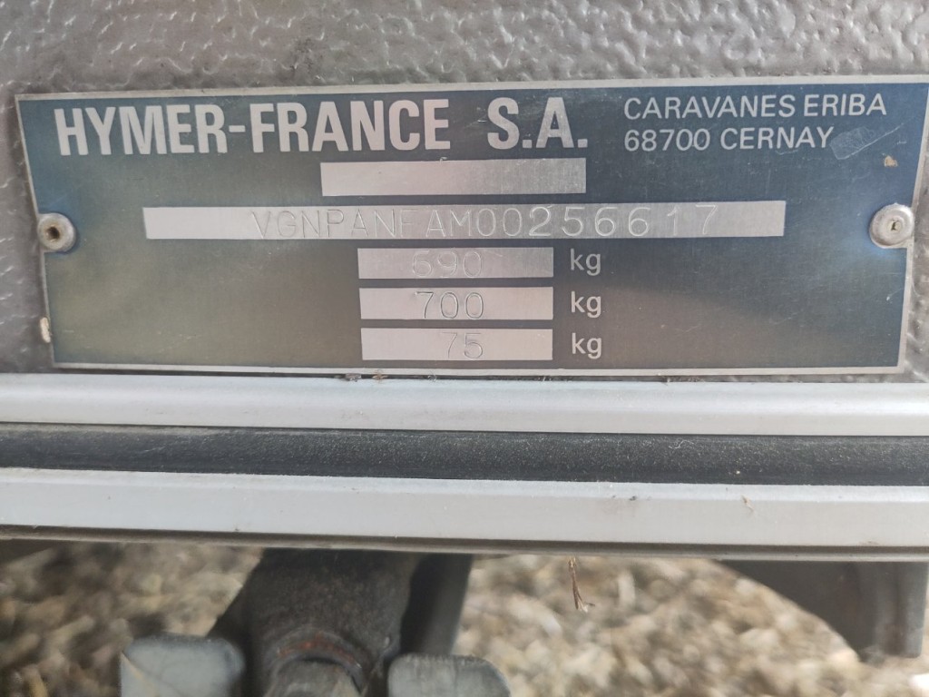 1000005200.jpg