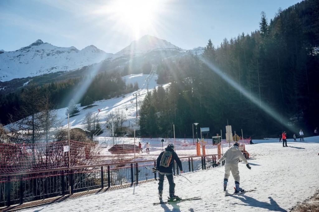 FB_IMG_1770291346179.jpg (247.4 Kio) Vu 2462 fois Val Cenis