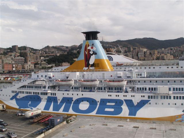 Avec Moby line