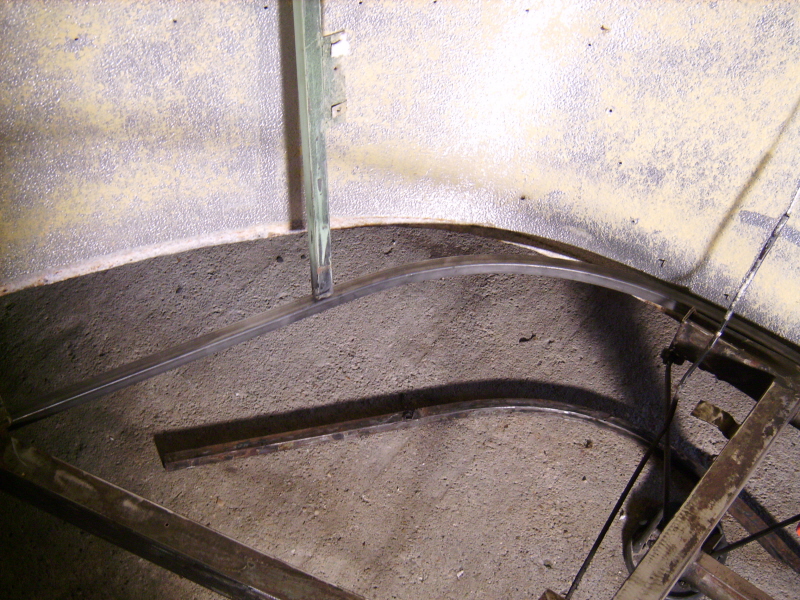 J'avais prévue de la faire un peu plus longue de façon à pouvoir la recouper lors de l'ajustage. Effectivement, de peur de trop couper, je m'y suis pris à 4 ou 5 fois !