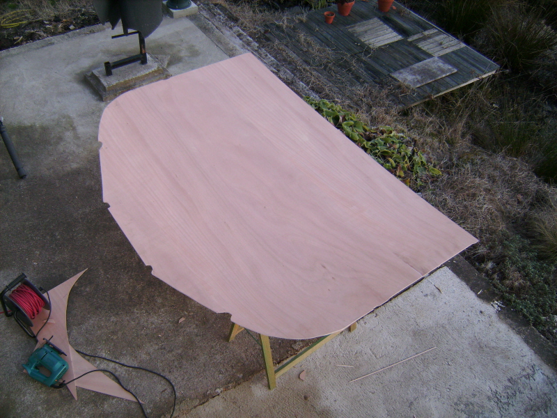 Et maintenant je m'attaque au nouveau plancher.