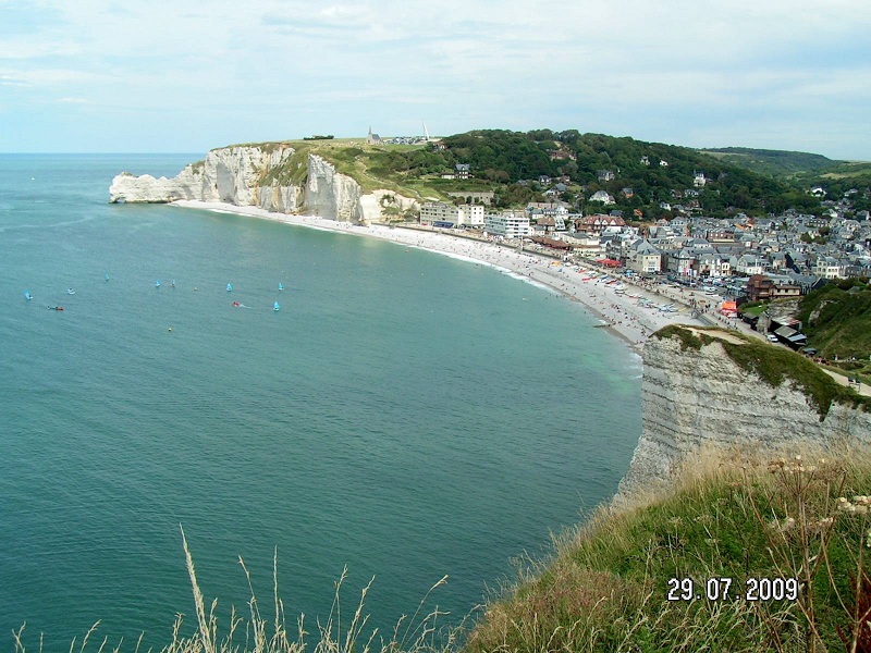 Etretat Forum.jpg