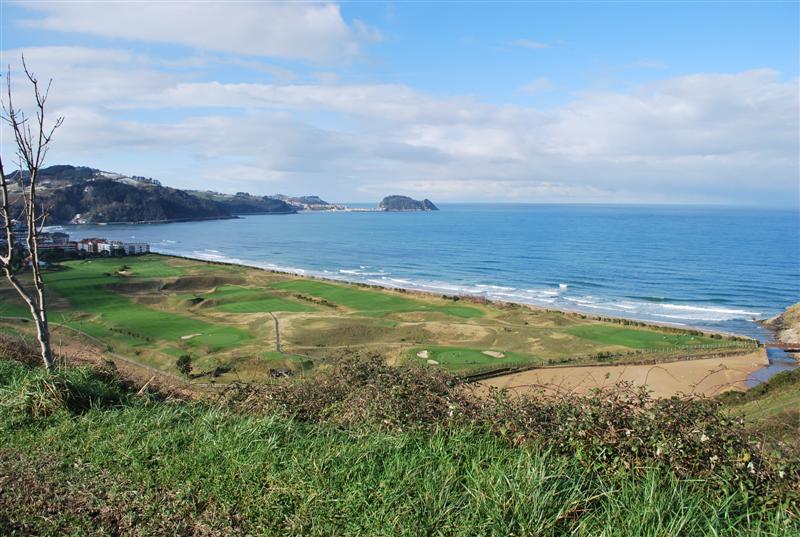Zarautz_Golf (Medium).jpg