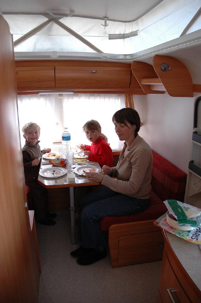 1er repas à l'interieur