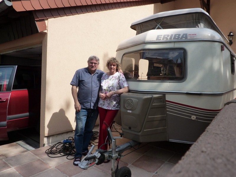 un couple heureux, mieux un trio!