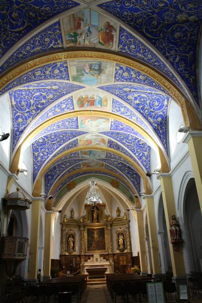 La superbe église de Castelnau de Montmiral