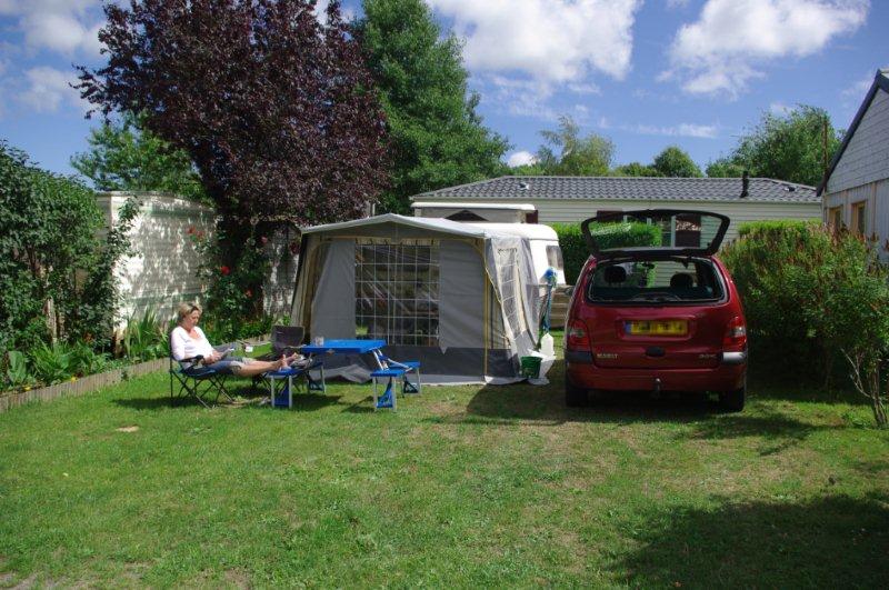 Ici à Baye, des emplacements sympas et un propriétaire tout autant