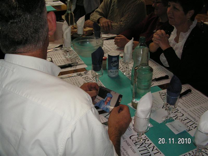 et sur la photo que tient Eric, notre ami (PCLAUSS, guide du Maroc).