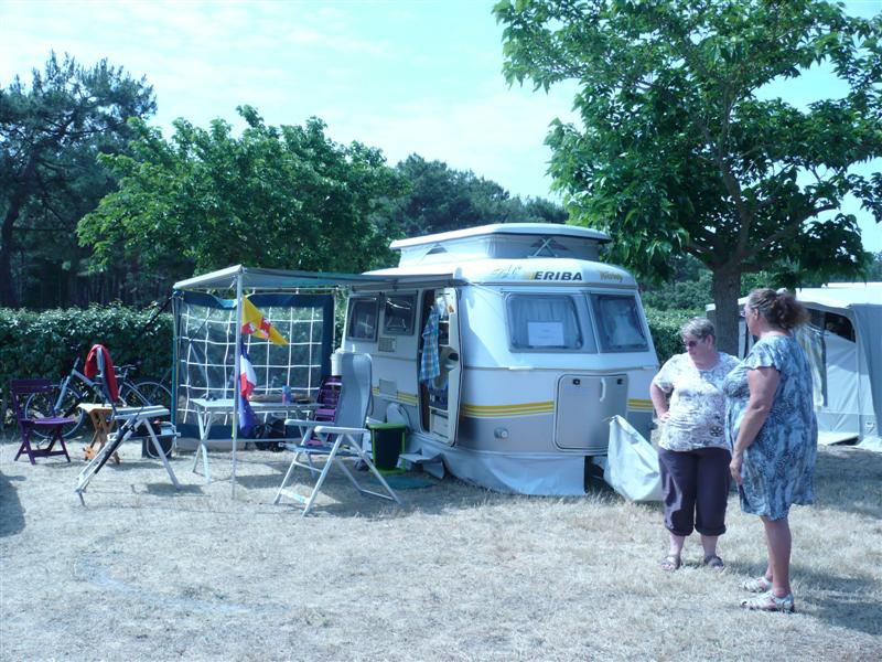 Yvette & Claudine (Medium).JPG