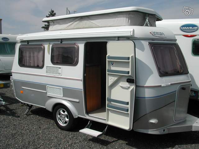 4747087785 430 2006 9900E.jpg