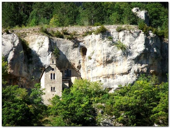 chapelle_Ste Enimie.jpg