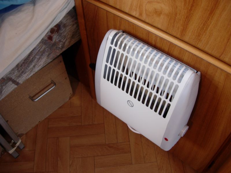 CHAUFFAGE ET RANGEMENT.jpg