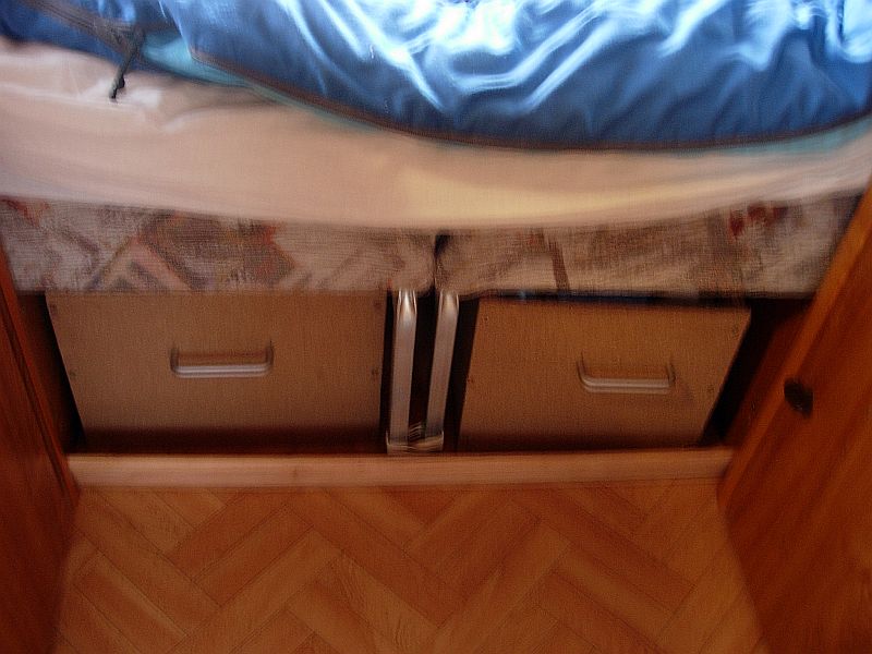RANGEMENTS PERMANENTS SOUS LIT.jpg