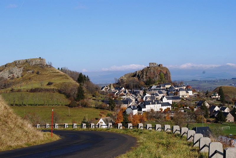 autour de Apchon (9).JPG