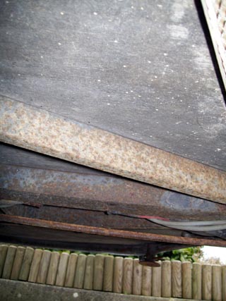 il y a des traces de rouille un peu partout