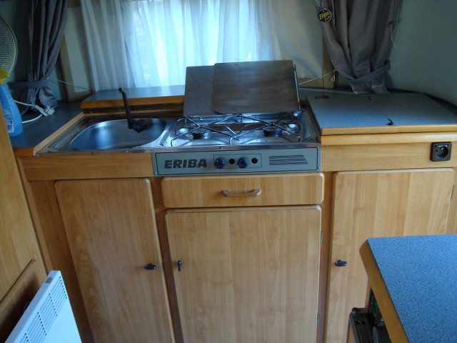 caravane 008 (640x480).jpg