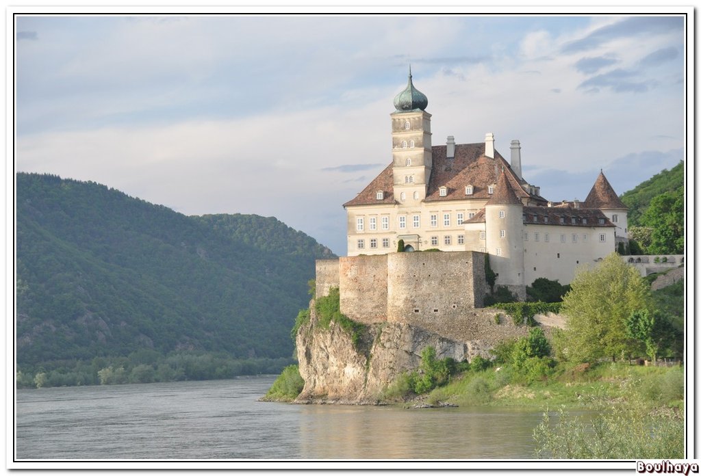 Chateau de Schönbühel.JPG