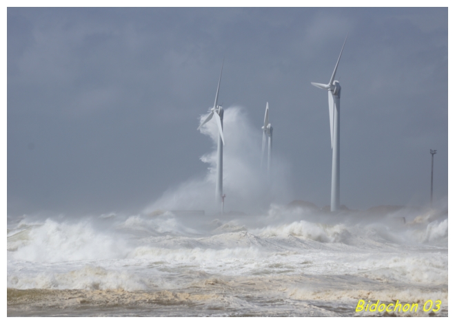 La mer en colère (126) [800x600].jpg