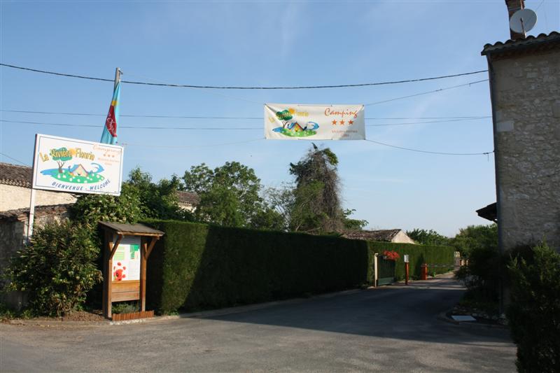 Etape au bord de la Dordogne, au camping "La Rivière Fleurie"