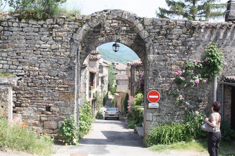 Visite du village de Bruniquel