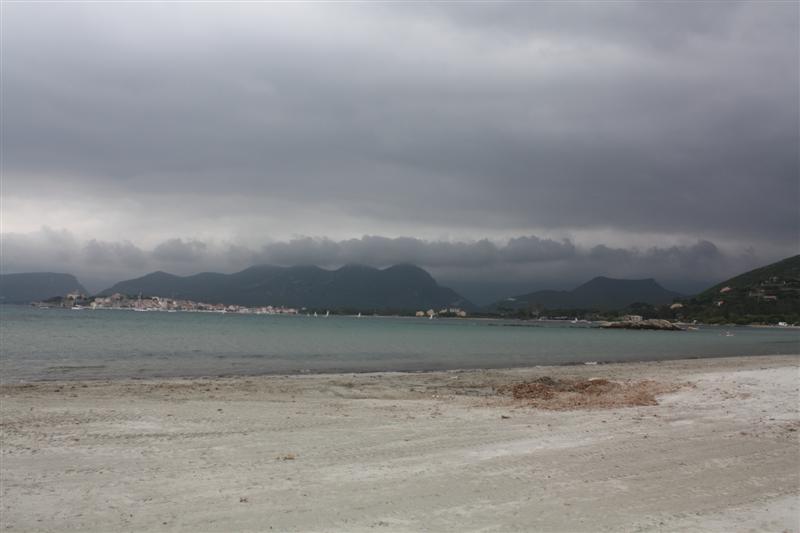 En Corse - Vue de St Florent avant l'Orage