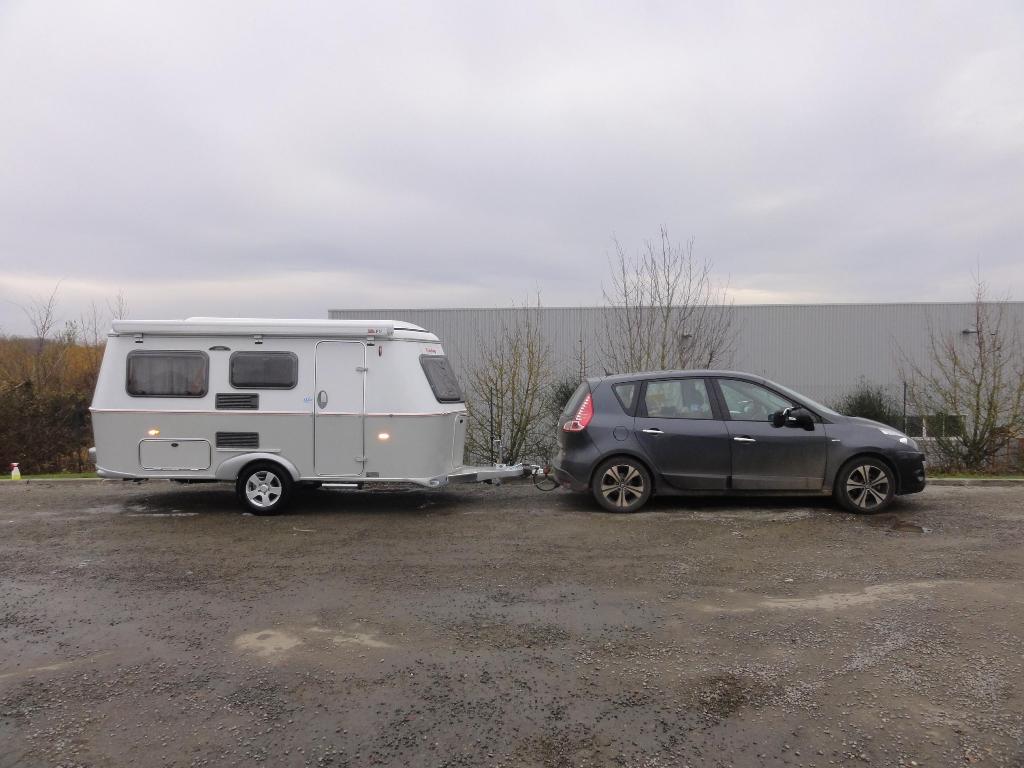 caravanou et scénic3.jpg