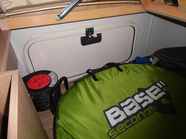 Vue de la trappe interieure