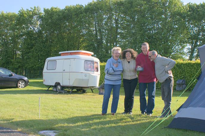 la troupe au grand complet!!!??