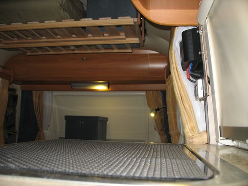 étagère étirée.jpg