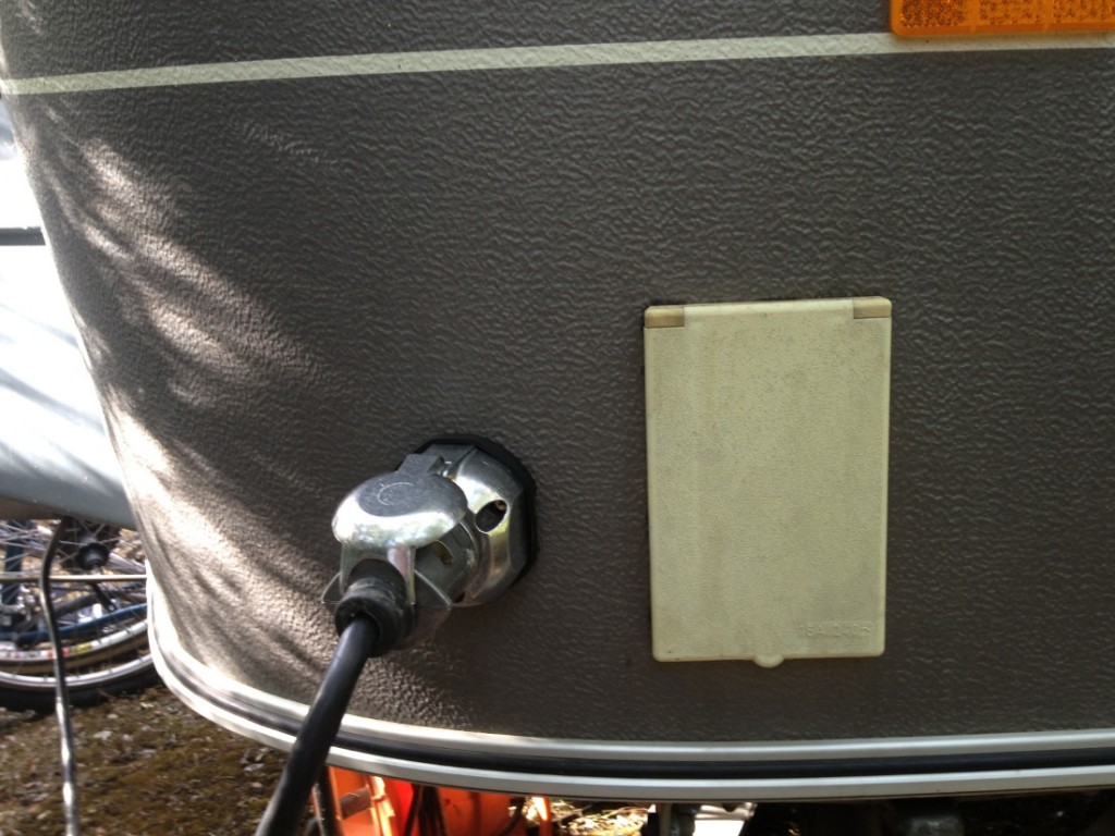 prise extérieur branchée