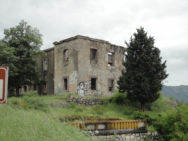 ruine de maisons que l'on trouve regulierement
