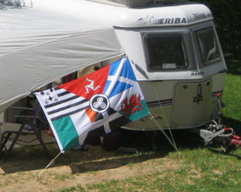 DRAPEAU.jpg