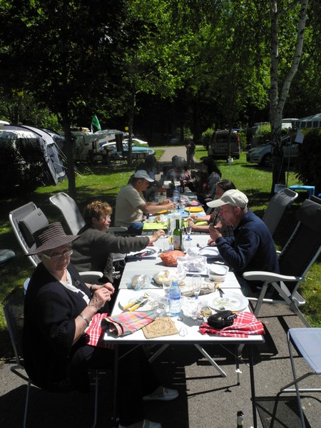 ...et la tablée s'agrandie
