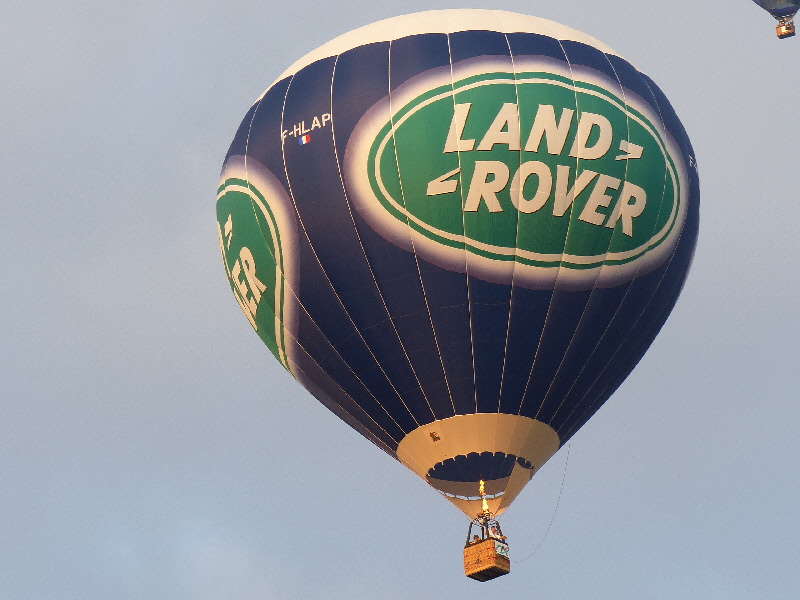en plus d eriba il y a ceci pour l aider à planer