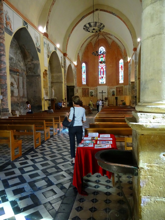 BELVES l'église.JPG