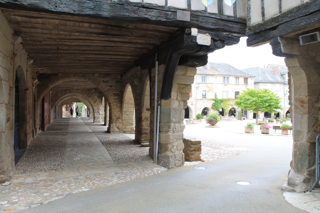 IMG_3845 Sauveterre de Rouergue.JPG
